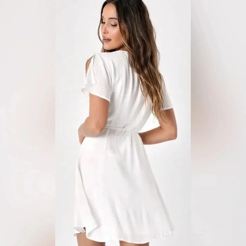 NEW with tags (NWT) Lulu’s White Harbor Point Linen Wrap Dress Size S & M - Picture 3 of 13